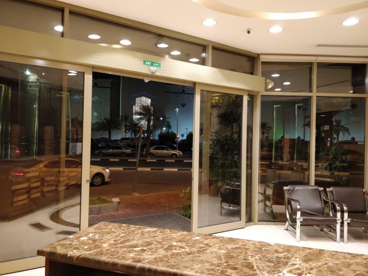 אל חובר Tanal Serviced Apartments מראה חיצוני תמונה